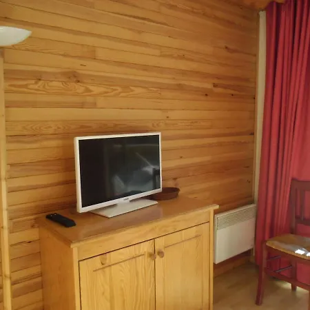Apartment Foux D 4 Personnes *